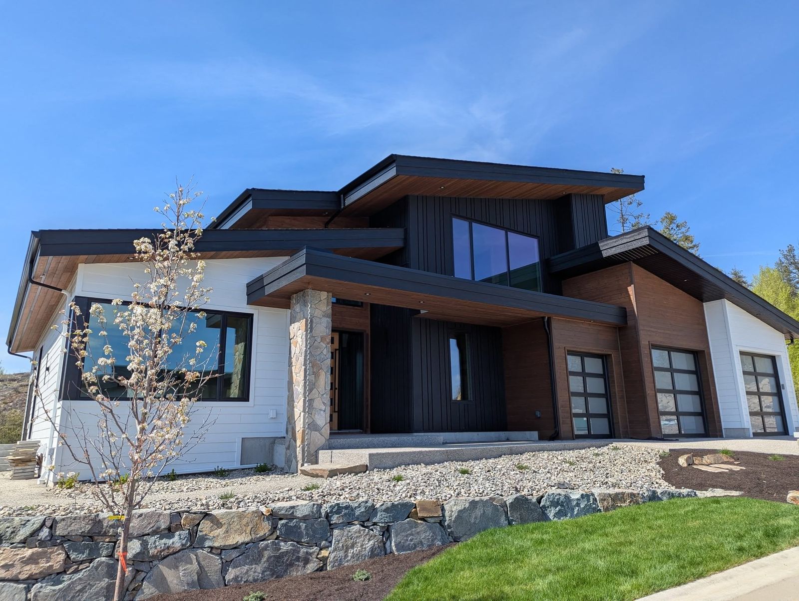 Modern Okanagan home with a new flat roof